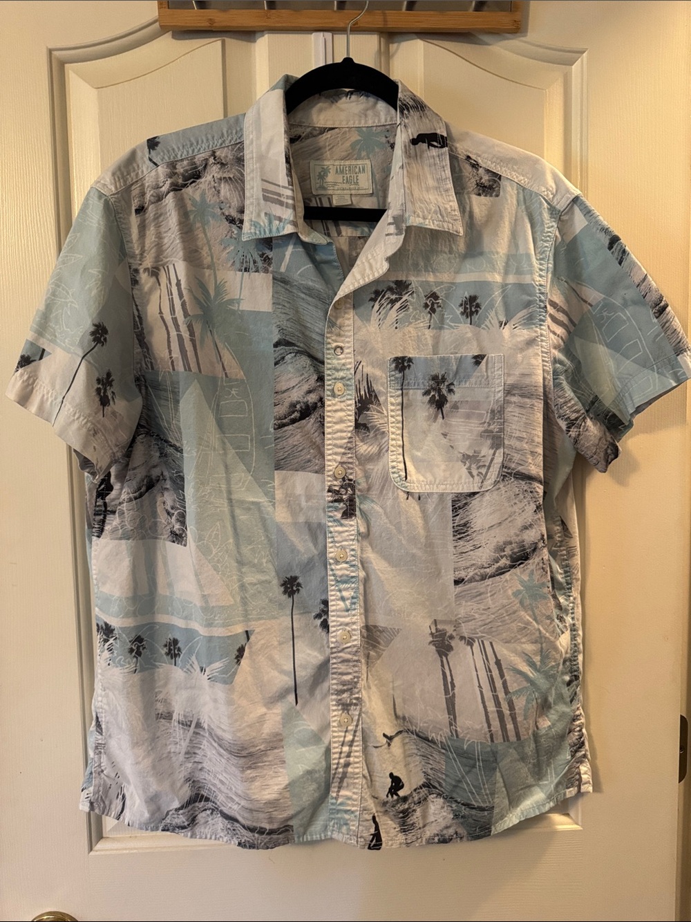 American Eagle Surf Print Shirt
